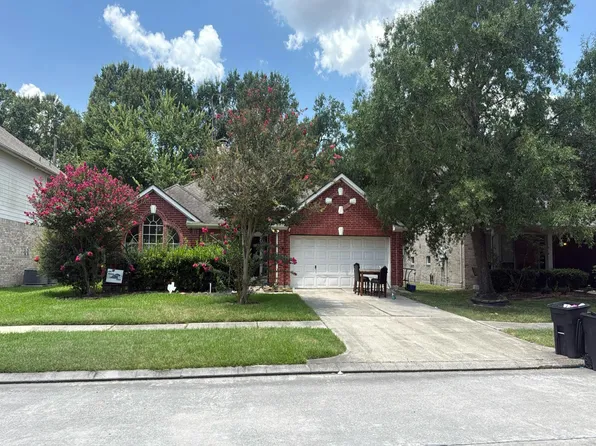 18719 Woodglen Shadows Dr, Humble, TX 77346