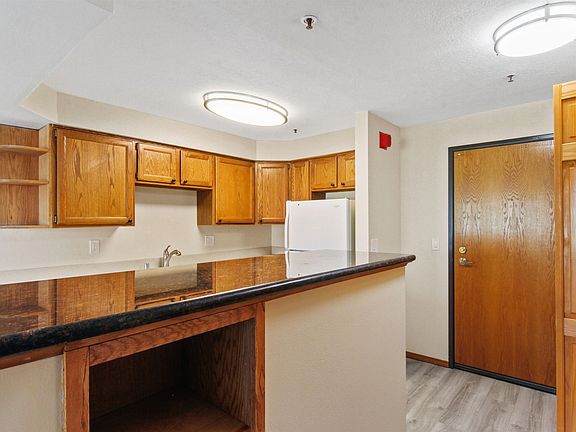 5th image of 221 E Rockwood Blvd APT 317
