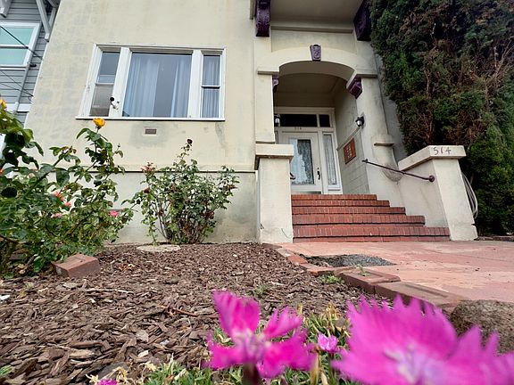 2nd image of 514 28th St APT 3