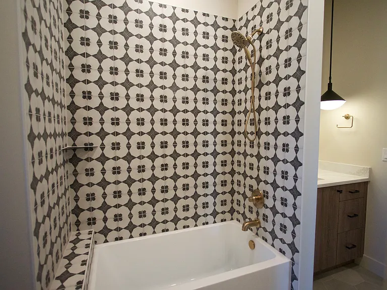1241 E Wildflower Cir — Photo 17