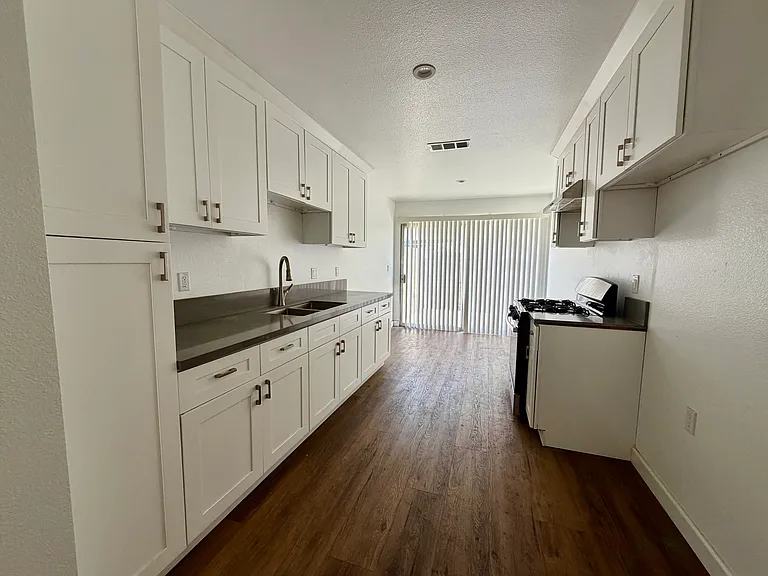 2130 S Cindy Pl #B — Photo 2