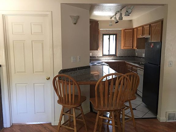 3rd image of 4989 Eisenhower Dr #4909-A