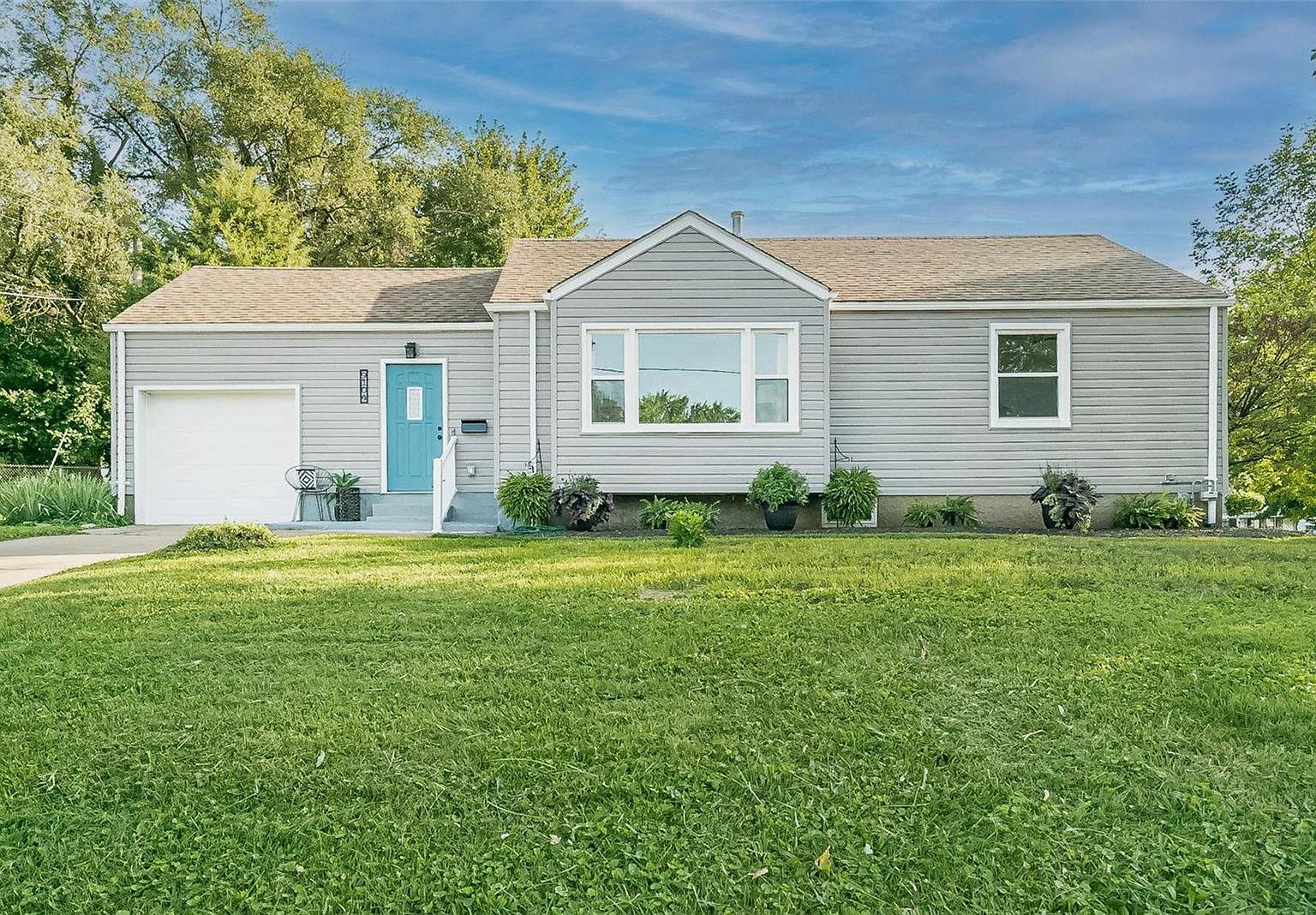 9104 North Ave, Saint Louis, MO 63114 Zillow