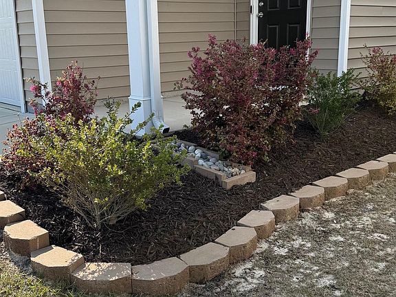 2nd image of 709 Empire Maker Rd