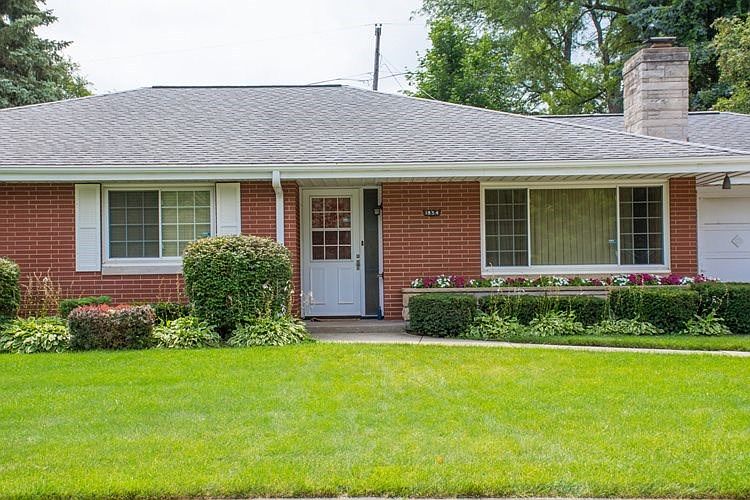 1st image of 1854 Churchill Dr