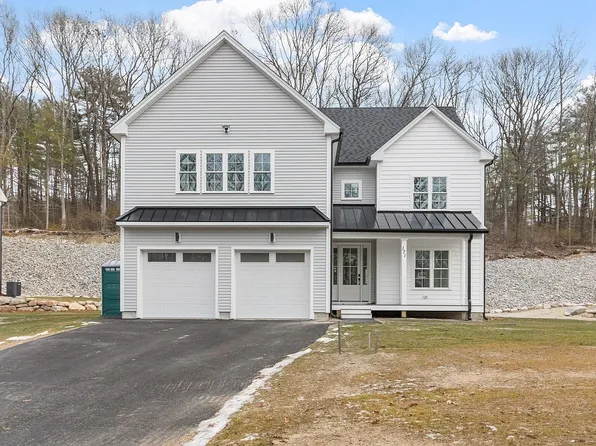 3 Gore Rd, Webster, MA 01570