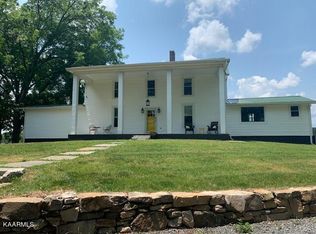 3004 Jeffries Ct, Louisville, TN 37777