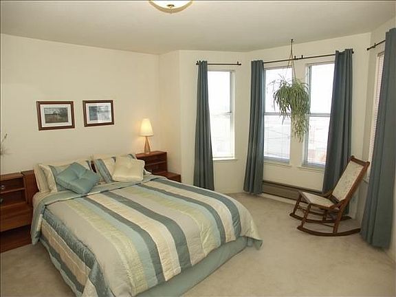 4th image of 1800 46th Ave APT 301