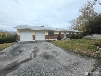 800 N Kentucky Avenue, East Wenatchee, WA, 98802