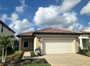 1875 Mesa Ln, Naples, FL 34120