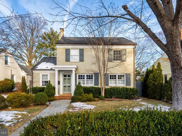2707 Davis Ave, Alexandria, VA 22302