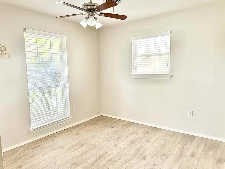 6967 Menlo Dr — Photo 11