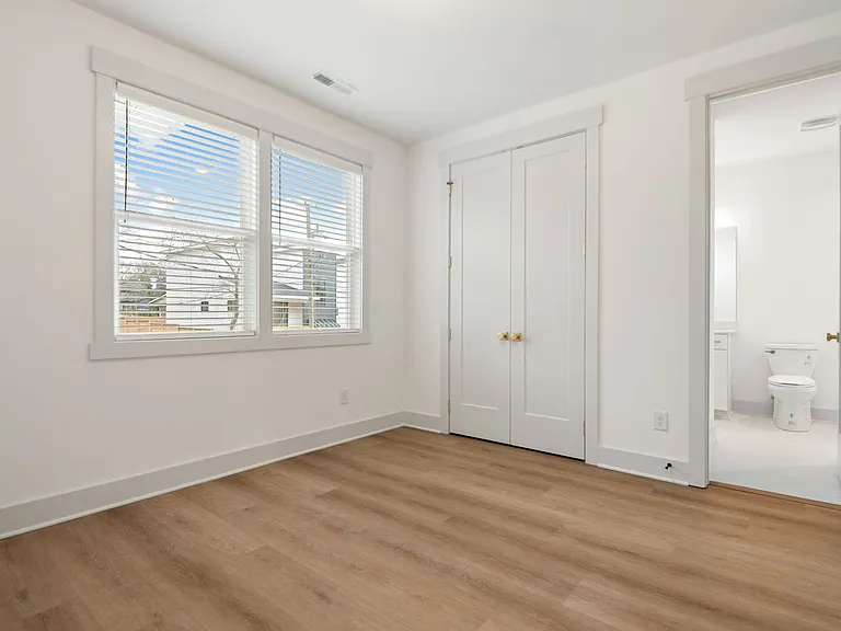 1008 Grant St — Photo 24