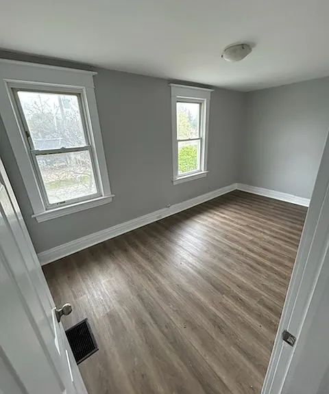 107 Lake St #2 — Photo 8