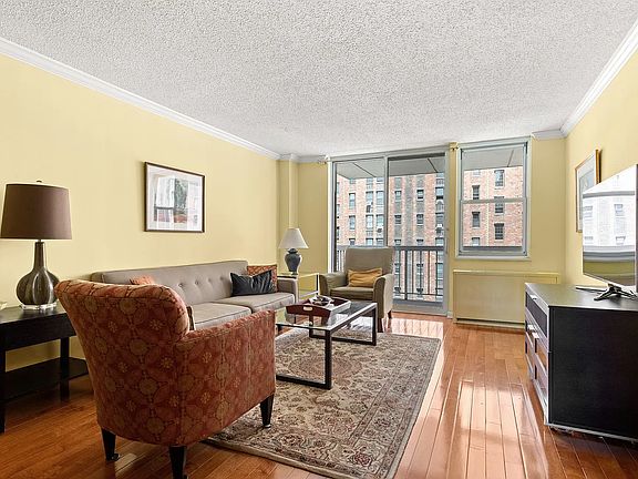 2nd image of 420 W 23rd St APT 8D