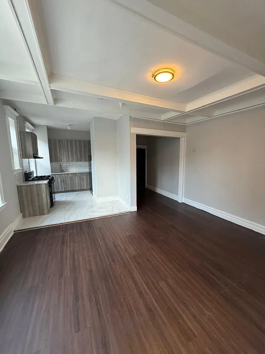 Building Photo - 191 Roseville Ave #3