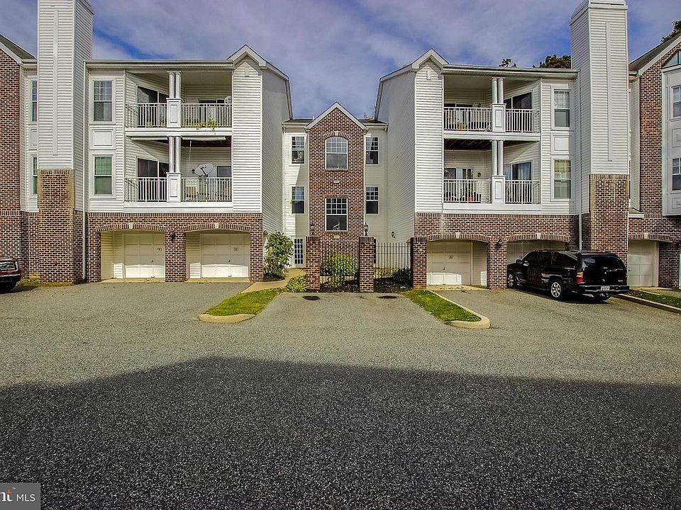 1st image of 1303 Sandwort Ct Unit 303