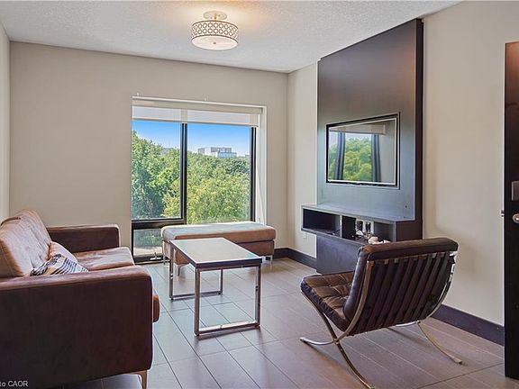 2nd image of 1235 Richmond St #701