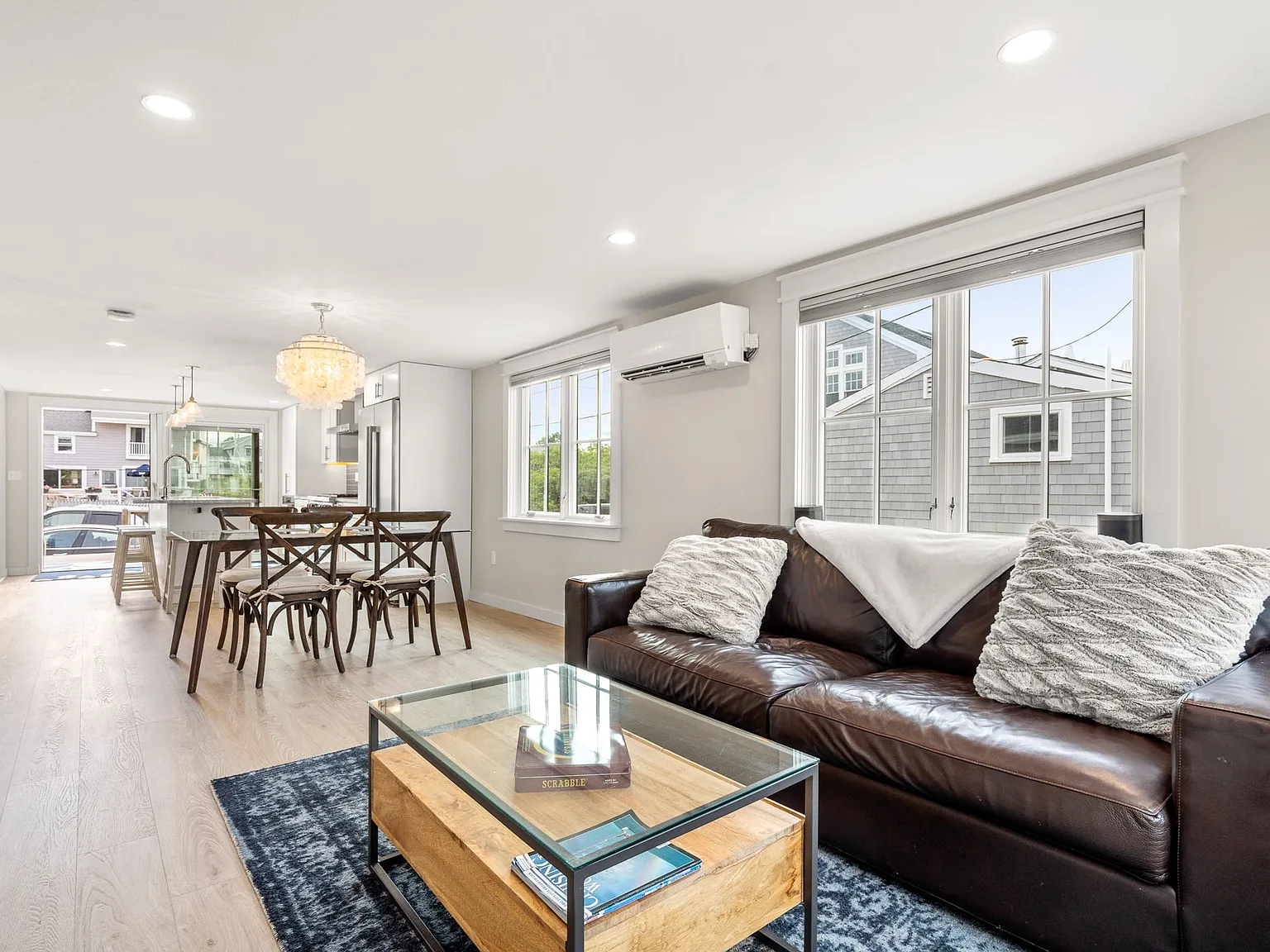 2 bed, 800 sqft, $2,900 — Photo 3