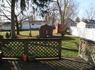 215 Norwood Ave, Liverpool, NY 13088