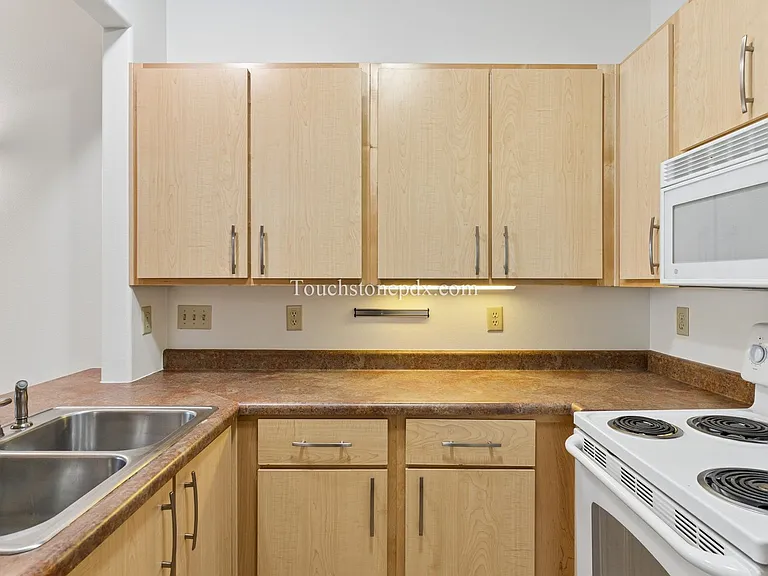 400 NE 100th Ave #109 — Photo 9