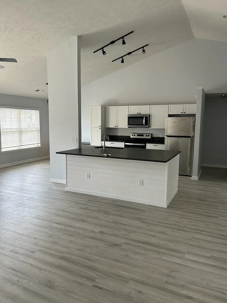Building Photo - 4328 Heartwood Ln