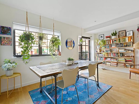 3rd image of 432 10th St #1