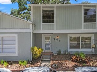 15304 Morning Dr, Lutz, FL 33559