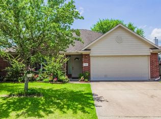 5116 Big Spring Dr, Pearland, TX 77584