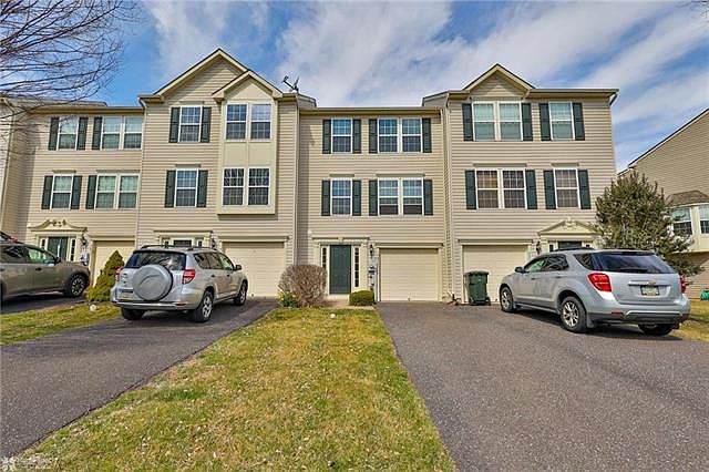 1st image of 7851 Red Hawk Ct