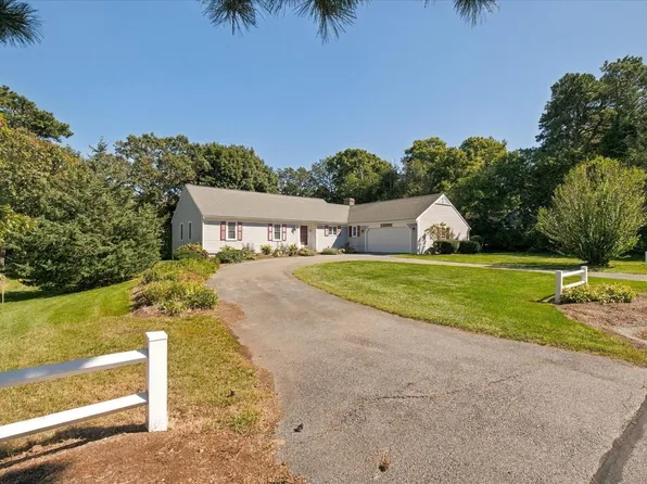 109 Greenland Circle, Dennis, MA 02638
