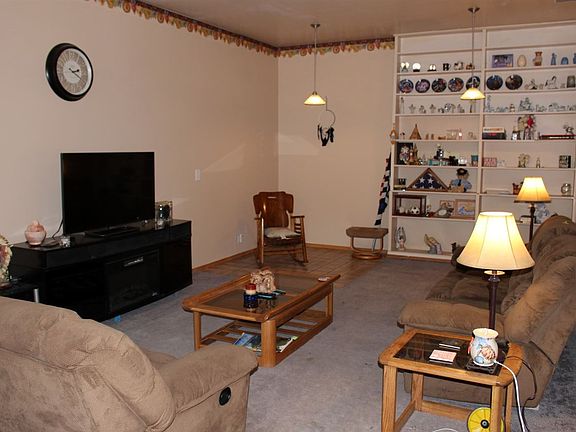 5th image of 1546 N Norwood Ave