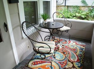 1222 E Dayton St APT 1, Madison, WI 53703