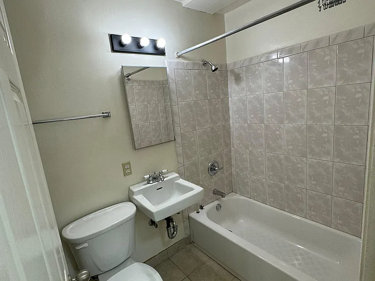2338 Blake St #1 — Photo 10