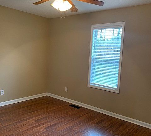 5th image of 2662 Cummings Cir