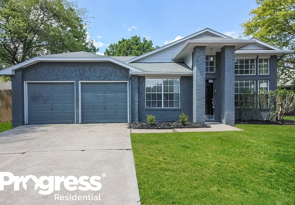 1st image of 805 Quail Brook Dr