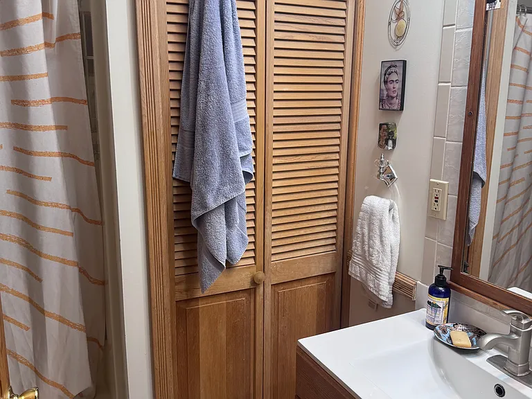 57 Crescent St #2B — Photo 6