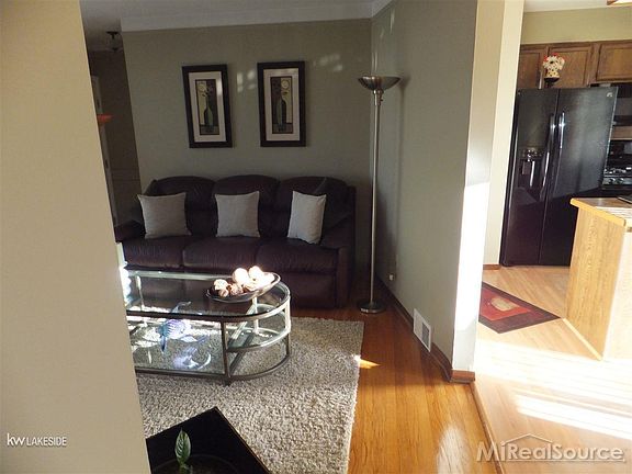 2nd image of 16081 Dugan St