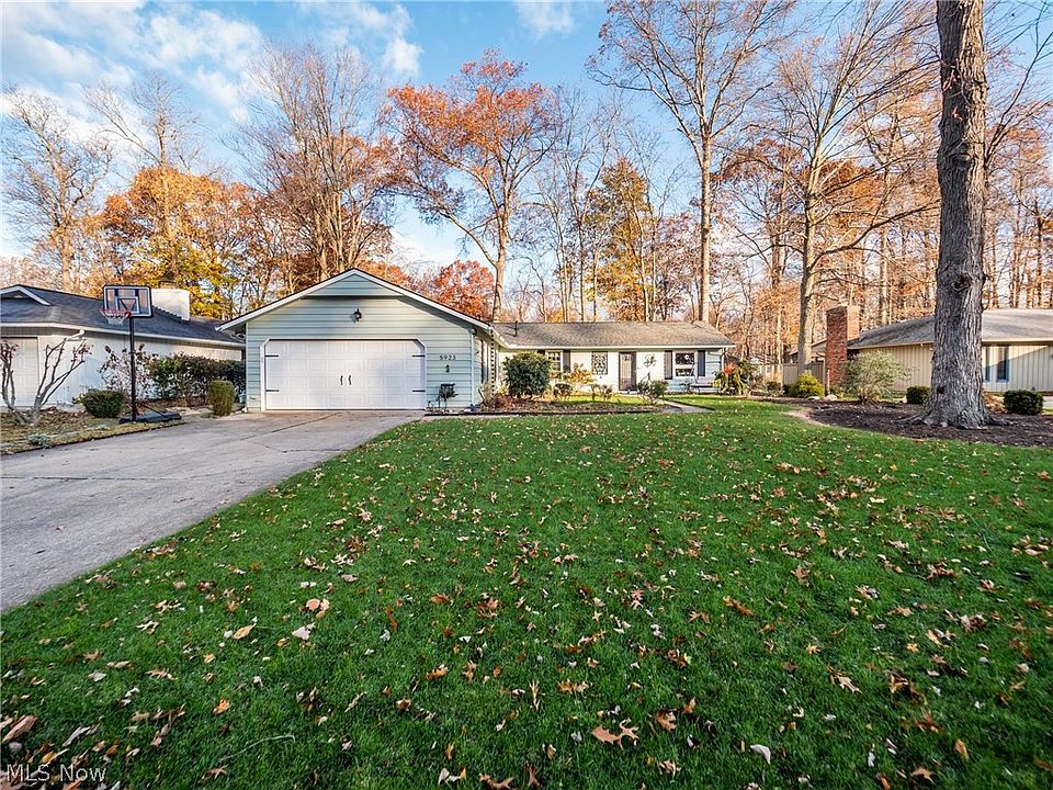 5923 Mills Creek Ln, North Ridgeville, OH 44039 Zillow