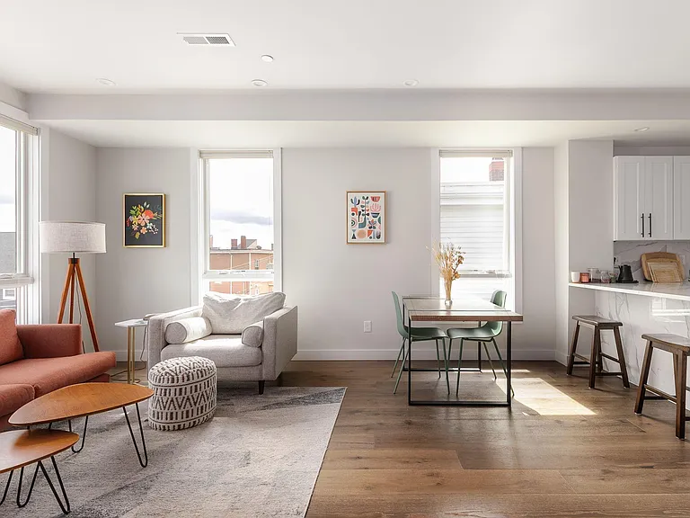 17 Chestnut Ave #3 — Photo 5