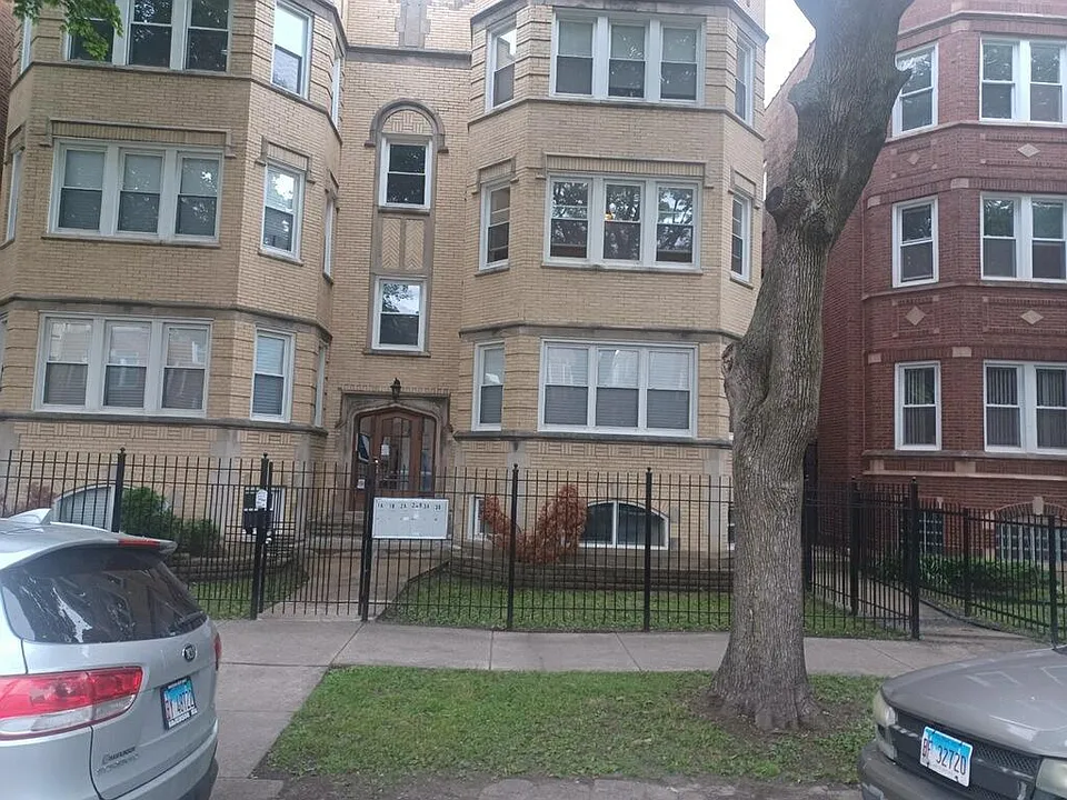 8228 S Drexel Ave #1B