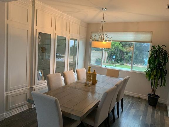 Large dinning room, custom build-in China closet