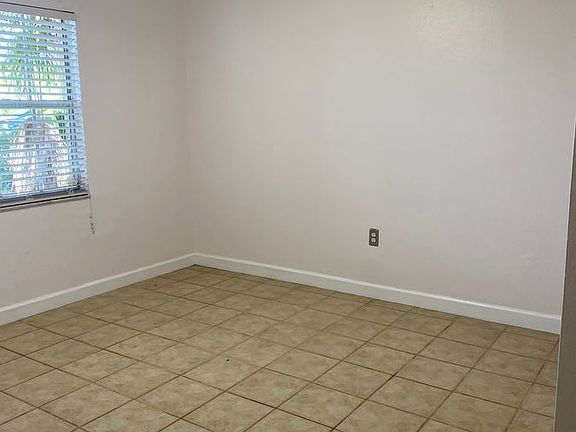 4th image of 5306 W Kennedy Blvd Unit 110