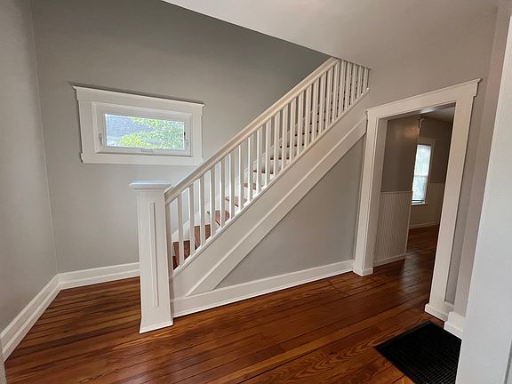 2nd image of 7012 Valley Ave