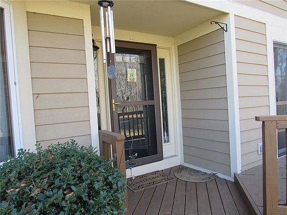 3rd image of 1072 Hillsboro Cove Cir