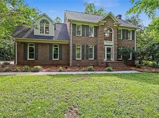 6305 Golden Fern Ct, Greensboro, NC 27406