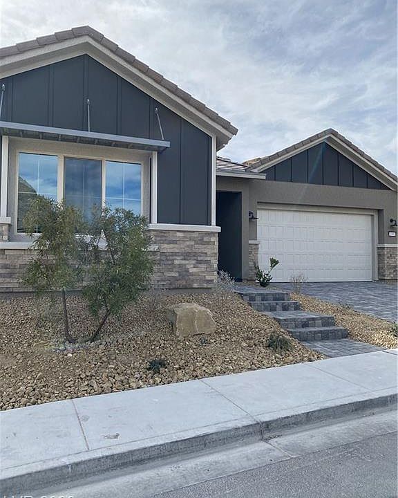 1st image of 10981 Red Yucca Dr