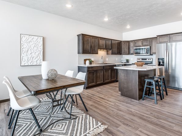 sioux-falls-south-dakota-443812591 picture