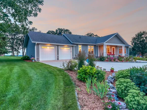 25752 Crystal Springs Dr, Pelican Rapids, MN 56572