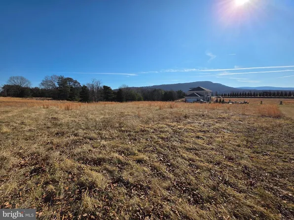 88 Hatcher Dr, Front Royal, VA 22630